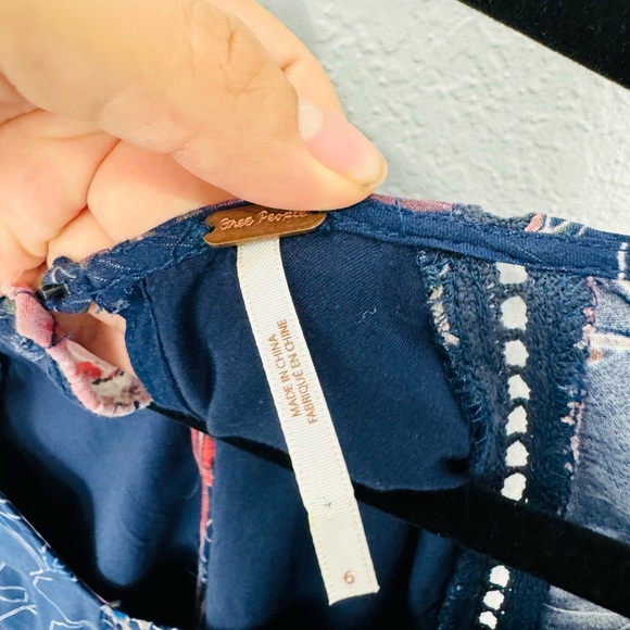 Free People Eyes On You Printed Dress in Navy size 6 - Picture 4 of 10